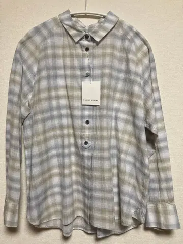 휴먼 우먼 블라우스