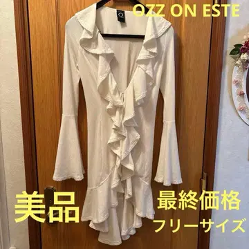 OZZ ON 화이트 프릴 긴팔 상의 프리 사이즈