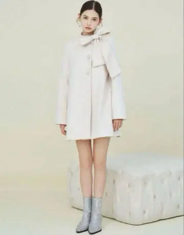 릴리 브라운 [L.B CANDY STOCK] A라인 비쥬 리본 코트