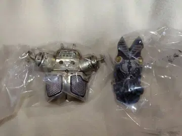 제일복권 울트라맨 시리즈 괴수 초대전 F상 2점