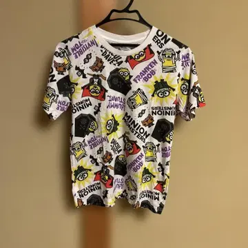 미니언 프랑켄슈타인 T셔츠 사이즈 S