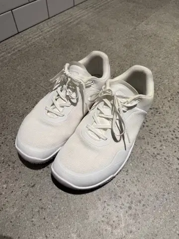 AVANCUS 화이트 스니커즈 10-10.5