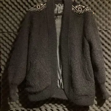 비즈 장식 다크 그레이 가디건 black 울 보석