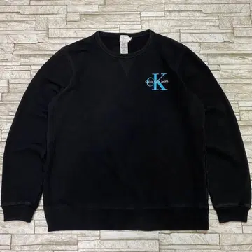 [ 레어 ] Calvin Klein 캘빈클라인 맨투맨 로고 자수