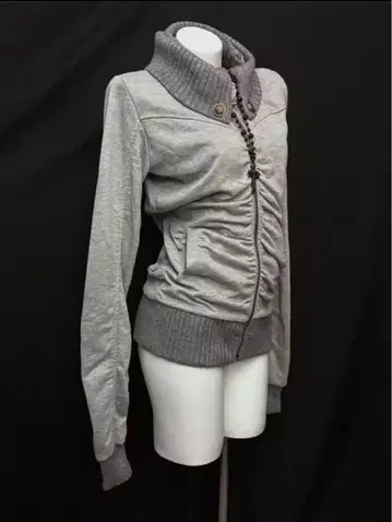 그레이 맨투맨 자켓 지퍼 포함