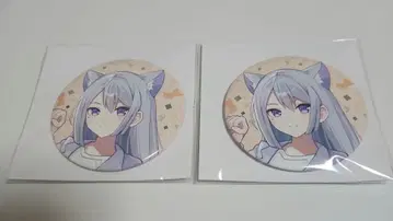 히구치 카에데 캔뱃지 2점