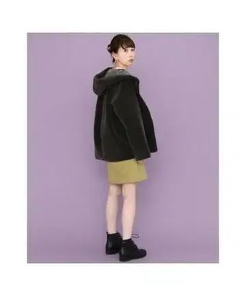 KBF 리버서블 무스탕 후드 자켓 숏코트