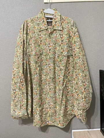 [ 새상품급 ] 패턴 셔츠 구제 의류