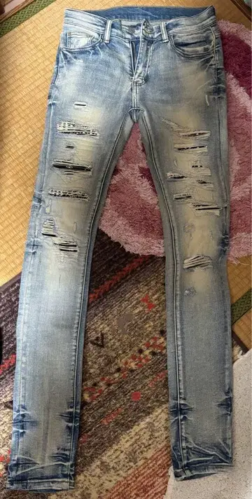 라이트 블루 슬림핏 데님