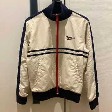 Reebok 퍼프 자켓