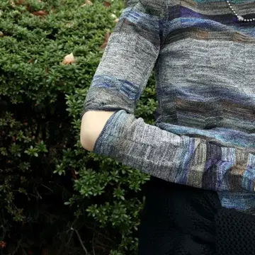 퍼버즈 Wave Border Knit Top 블루 | 브랜드 중고거래 플랫폼, 번개장터