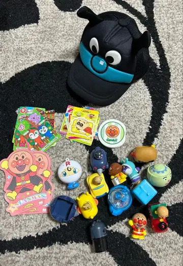 세균맨 캡 완구, 카드 등 세트