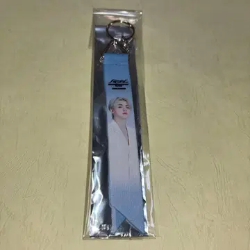 SEVENTEEN 야바톤 본 핀 키링 에스쿱스