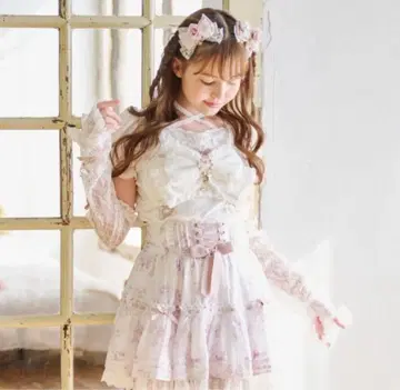 LIZLISA 리즈리사 암워머 부착 뷔스티에 상의