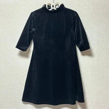 BUBBLES 벨로아 블랙 A라인 미니 원피스