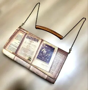 도서 페이지 디자인 숄더백