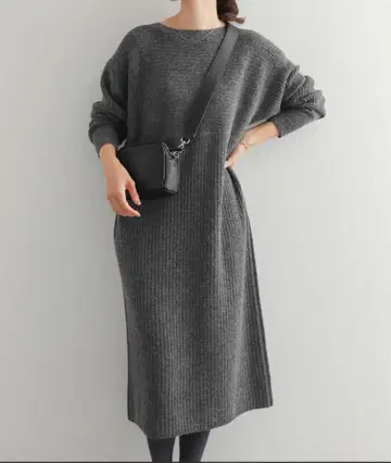 URBAN RESEARCH DOORS 와이드 리브 절개 니트 원피스