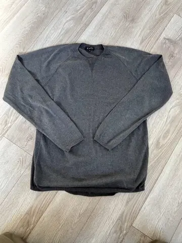 [ 새상품급 ] EKAL 그레이 니트 M 사이즈