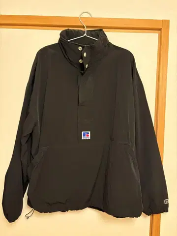 RUSSELL ATHLETIC 블랙 풀오버