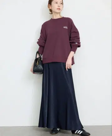 새상품 슬로브 이에나 RUSSELL ATHLETIC 슬로브 별주 맨투맨