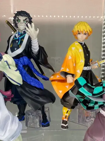 귀멸의 칼날 제일복권 카이가쿠 젠이츠 피규어