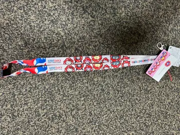 오사카 간사이 만박 미야쿠미야쿠 산리오 콜라보 넥스트랩