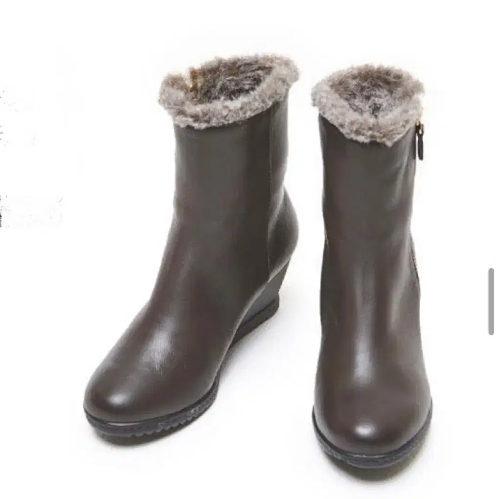 YELLO MAGNOLIA LOOSE FIT LONG BOOTS Yellow magnolia long boots