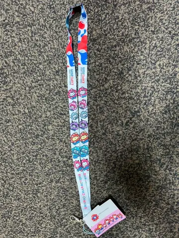 오사카 간사이 만박 미야쿠미야쿠 산리오 콜라보 넥스트랩