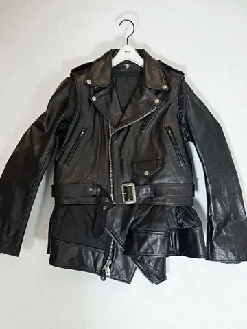 정품 새상품 sacai x Schott 가죽 라이더 자켓