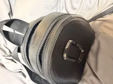 마크 제이콥스 그레이 백팩