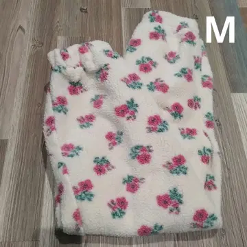 ayano 꽃무늬 보아 팬츠 M 사이즈
