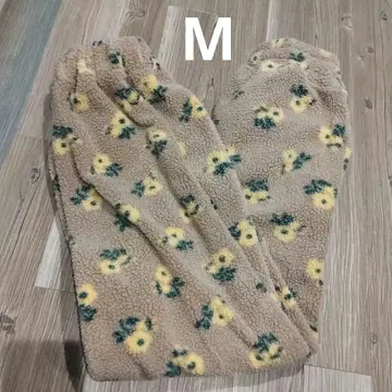 ayano 꽃무늬 보아 팬츠 M 사이즈