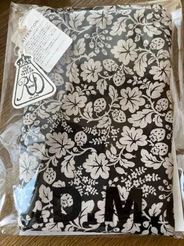 WILD BERRY DRAWSTRING BAG (L)