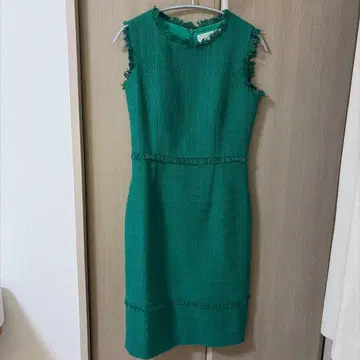 ERUKE 그린 슬리브리스 원피스