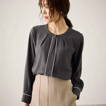 택 포함 새상품 로페피크닉 배색 파이핑 블라우스