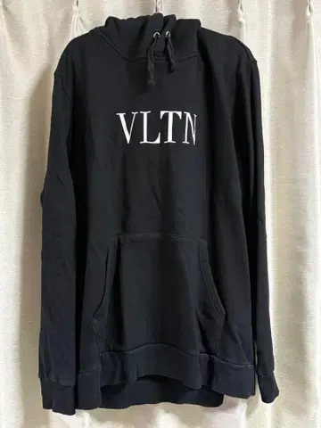 VLTN 로고 후드 부착 후드티 블랙