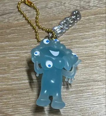 미야쿠미야쿠 축광 키링 볼체인