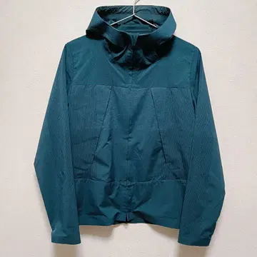 데상트 올마인드 후디드 자켓 M 사이즈