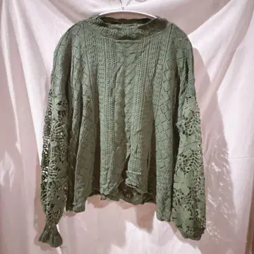 BTFBM 올리브 그린 레이스 니트 상의 S