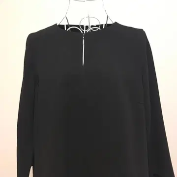 디노스 블랙 7부 소매 튜닉 새상품급