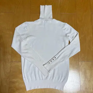 ZARA 베이직 MUJI 니트 화이트 하이넥 니트