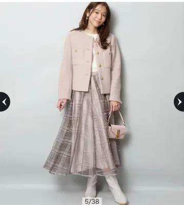 저스길리티 체크 무늬 플레어 스커트 SS 사이즈