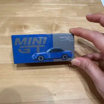 MINI GT Mazda Miata MX-5 (NA)