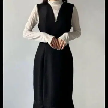 Louere 루 깊은 V넥 트위드 머메이드 오버롤 스커트 M 사이즈