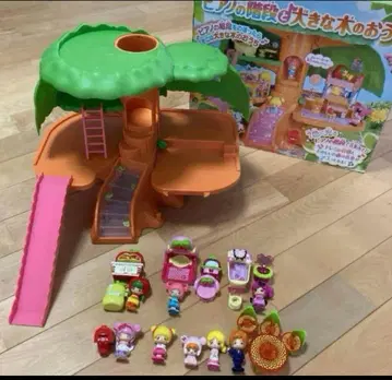 코에다짱 피아노 계단과 커다란 나무의 집