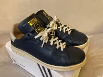 스탠스미스 리 컨 네이비 가죽 26.5 CQ3034