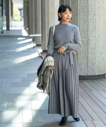 리브 니트 스커트 셋업