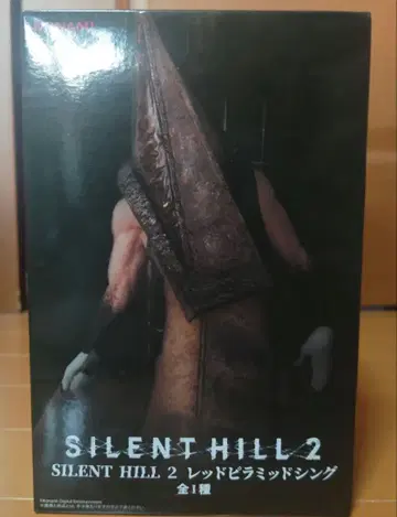 SILENT HILL 2 레드 피라미드 싱 피규어