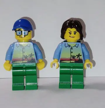 레고 미니피규어 2개 세트 (하와이?)