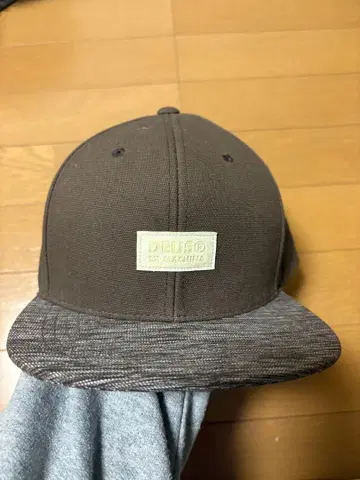 DEUS 야구 모자 브라운